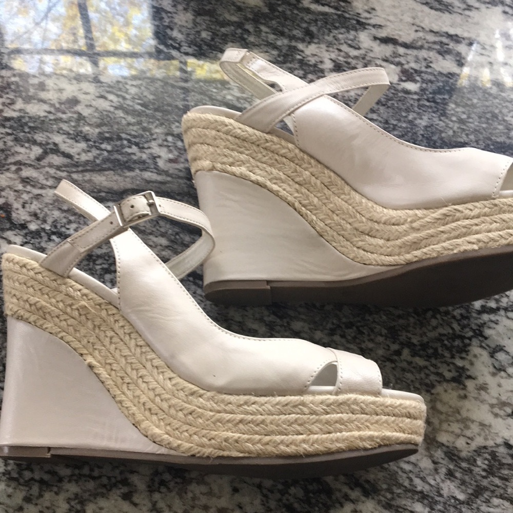 Jessica Simpson Off white platform sandals